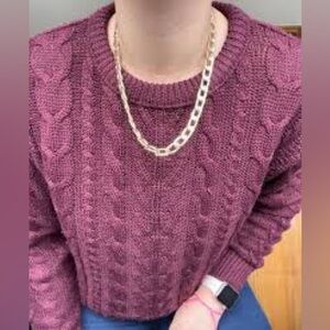 Pull & Bear maroon sweater size small super soft cozy